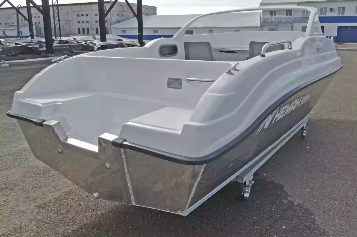 Комбинированный катер Neman-500 P в Комсомольске-на-Амуре