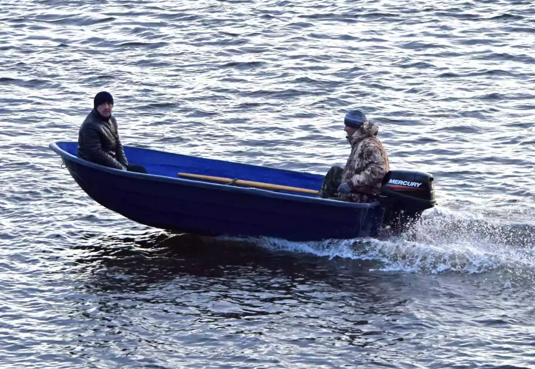 Стеклопластиковая лодка Neman-340 (тримаран) в Комсомольске-на-Амуре