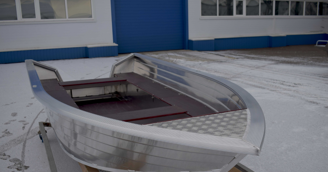 Алюминиевая лодка Неман-400 в Комсомольске-на-Амуре