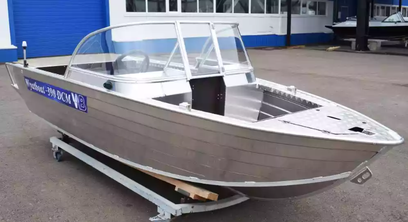 Алюминиевый катер Wyatboat-390 DCM Увеличенный борт в Комсомольске-на-Амуре
