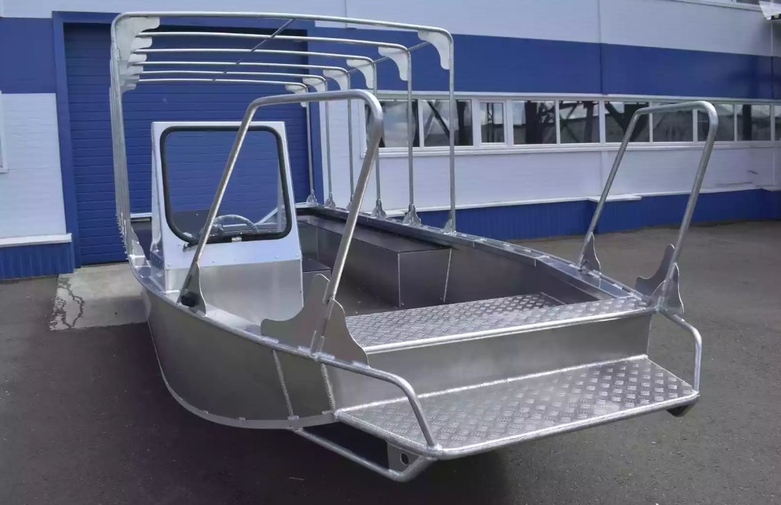 Алюминиевая лодка Wyatboat-600 в Комсомольске-на-Амуре