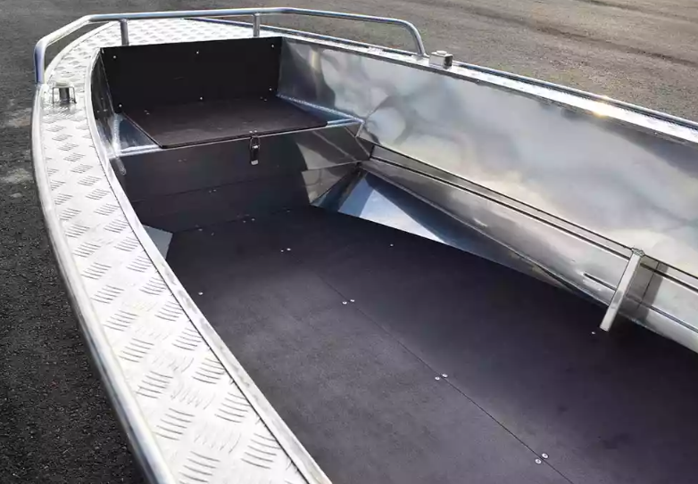 Алюминиевый катер Wyatboat-430 C в Комсомольске-на-Амуре