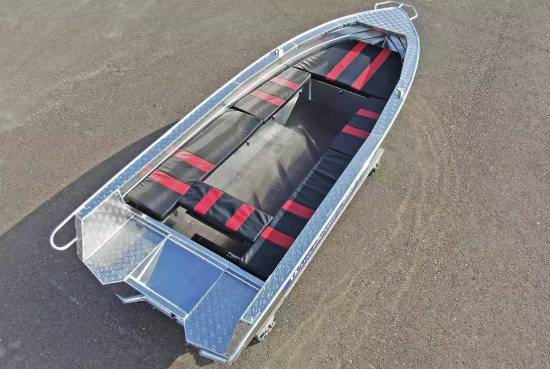 Алюминиевая лодка Wyatboat-390РМ увеличенный борт в Комсомольске-на-Амуре