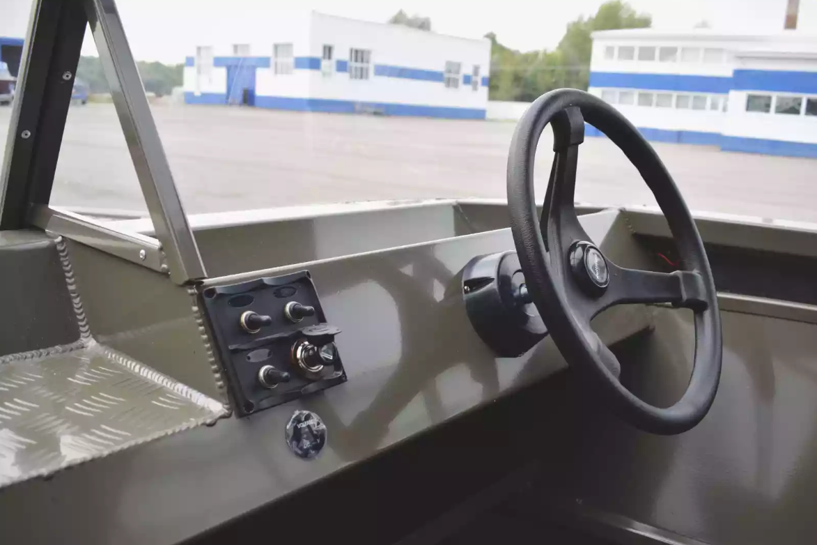 Алюминиевый катер Wyatboat-700 в Комсомольске-на-Амуре