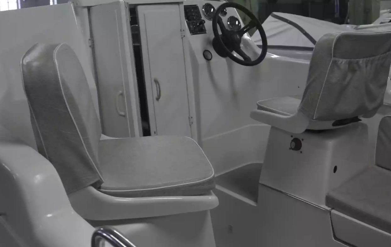 Стеклопластиковый катер Neman-500 в Комсомольске-на-Амуре