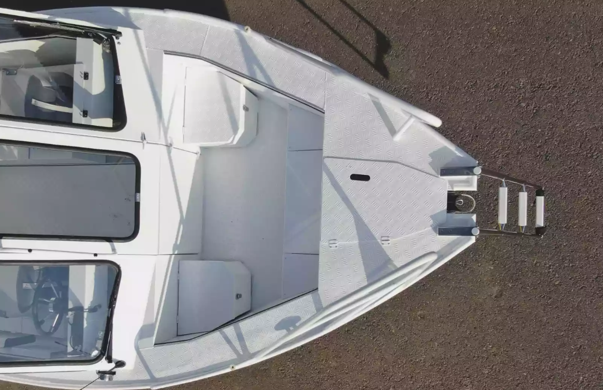 Алюминиевый катер Wyatboat-660 Cabin в Комсомольске-на-Амуре