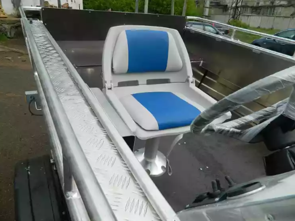 Алюминиевый катер Wyatboat-490 C в Комсомольске-на-Амуре