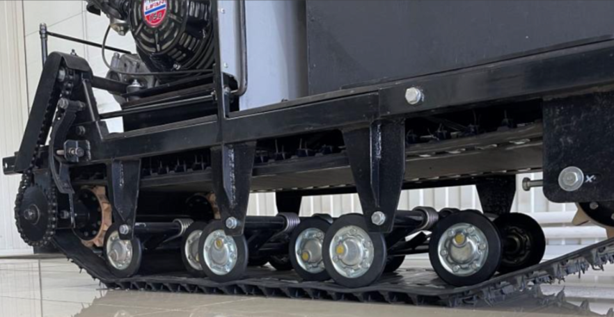 Мотобуксировщик ЕНОТ 4М в Комсомольске-на-Амуре