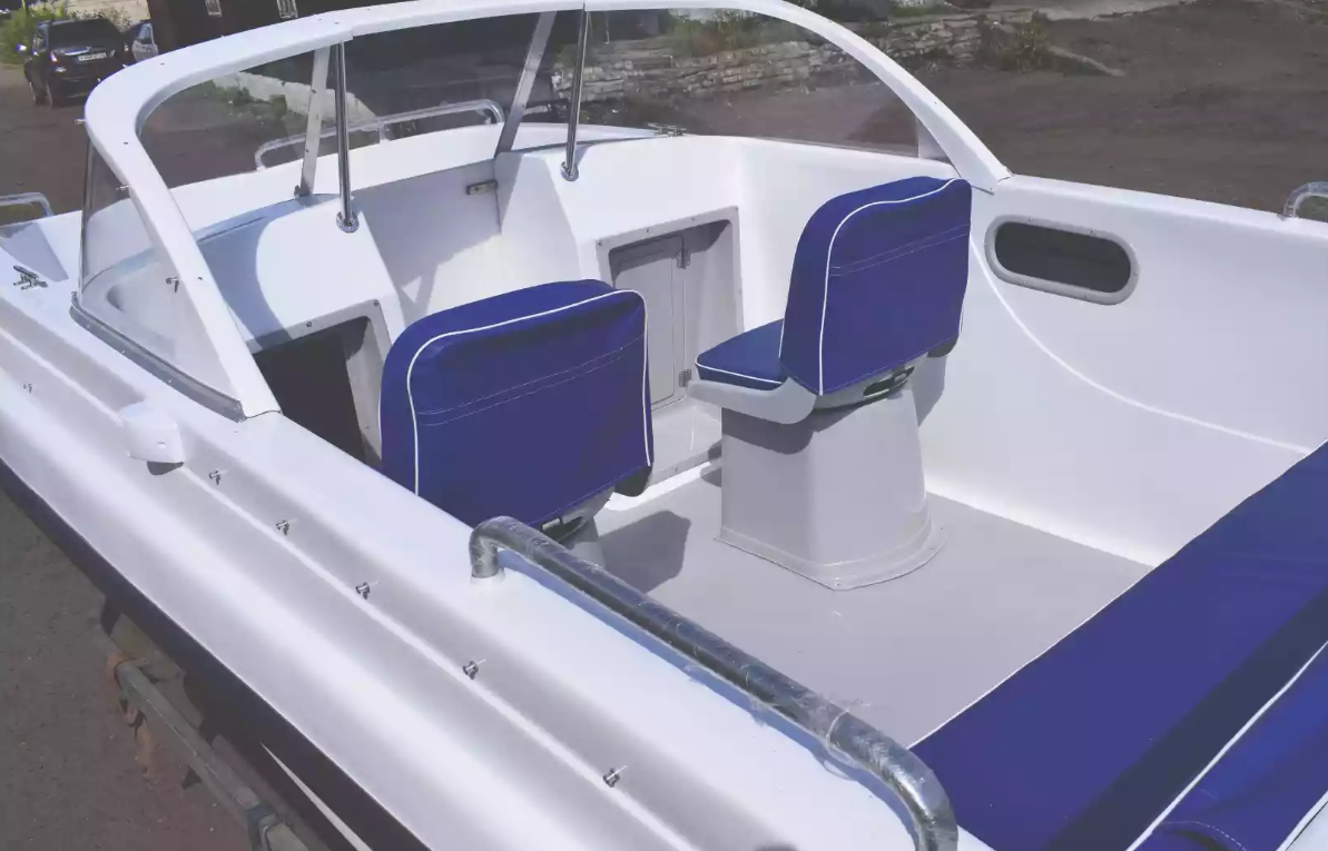 Стеклопластиковый катер Neman-500 Open в Комсомольске-на-Амуре