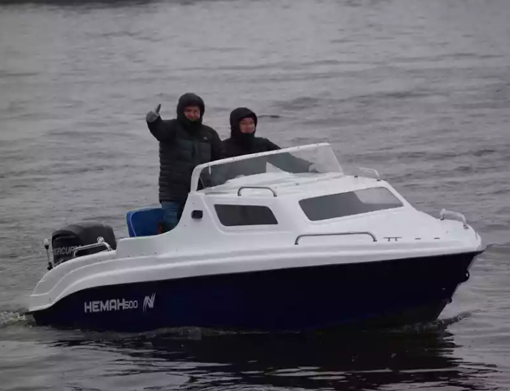 Комбинированный катер Neman-500 с каютой в Комсомольске-на-Амуре