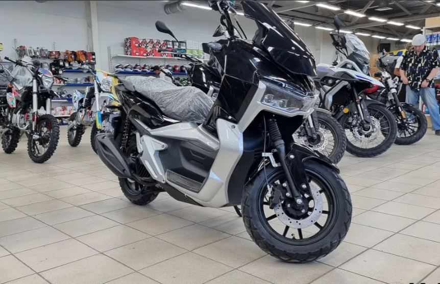 МаксиСкутер PROMAX ADV 200(49) (REPLICA HONDA) в Комсомольске-на-Амуре