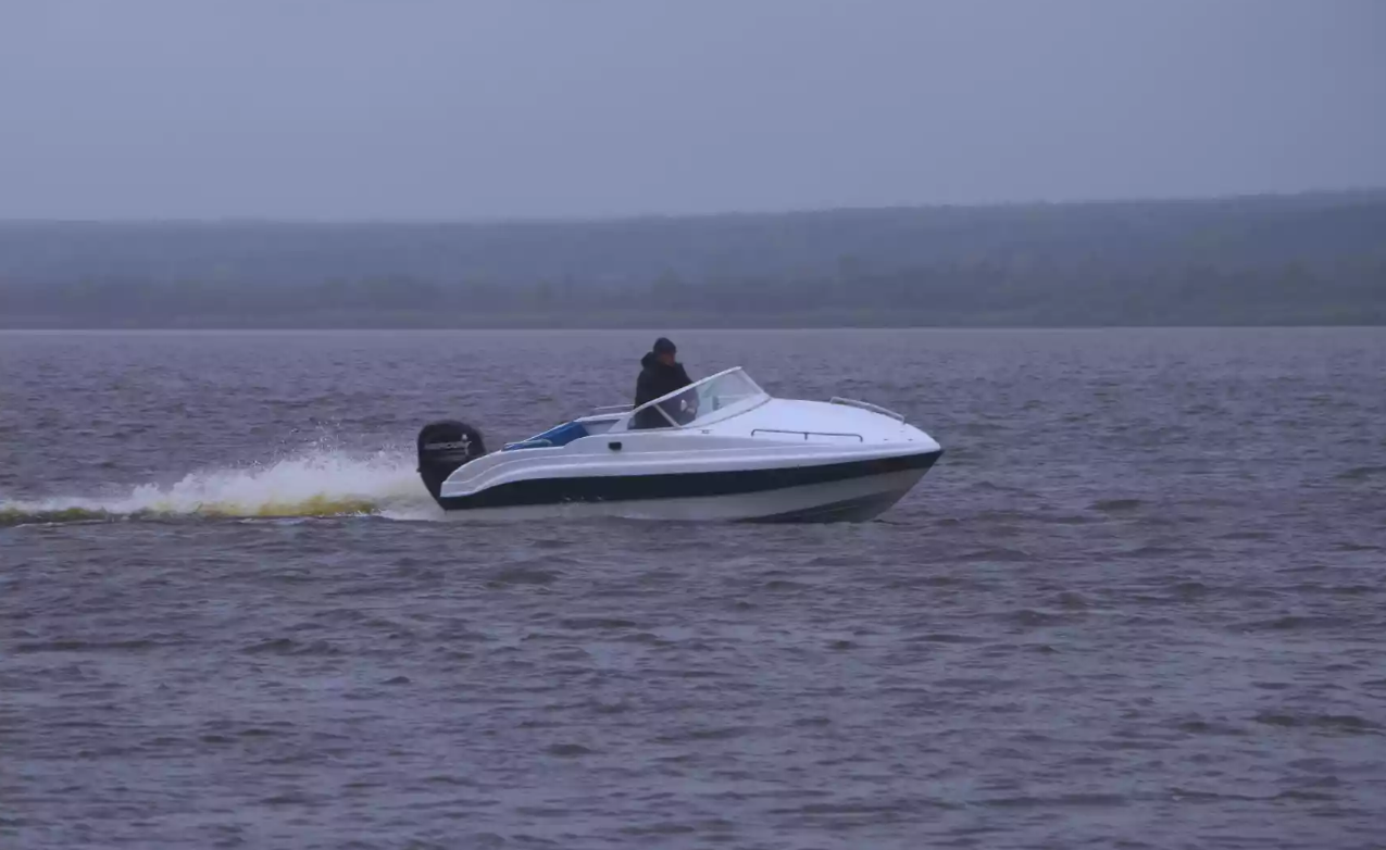 Стеклопластиковый катер Neman-500 Р в Комсомольске-на-Амуре