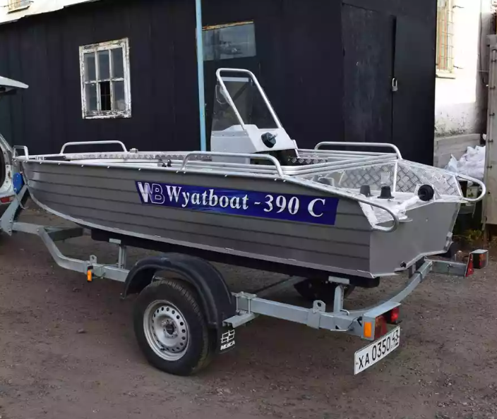 Алюминиевый катер Wyatboat-390 C в Комсомольске-на-Амуре