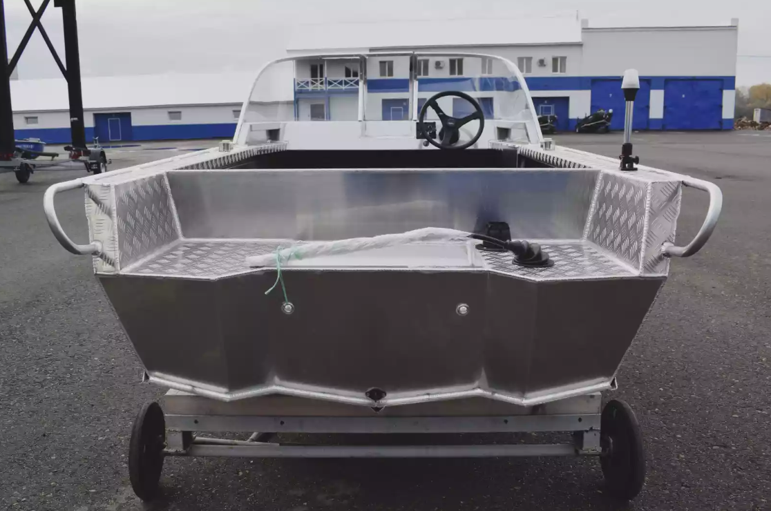 Алюминиевая лодка Wyatboat-390 Pro в Комсомольске-на-Амуре