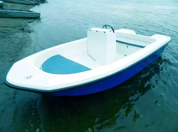 Стеклопластиковый катер Тримаран Wyatboat 430 C в Комсомольске-на-Амуре