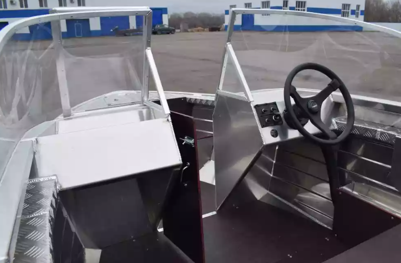 Алюминиевый катер Wyatboat-390 DCM Увеличенный борт в Комсомольске-на-Амуре
