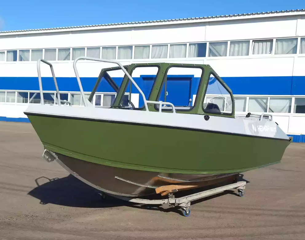 Алюминиевый катер Неман-550 DC Pro в Комсомольске-на-Амуре