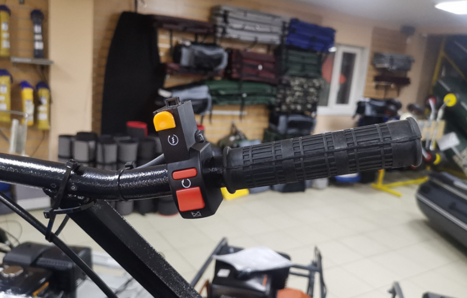 Мотобуксировщик SNOWBEAR 500 15 в Комсомольске-на-Амуре