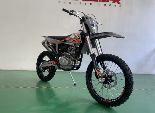 Мотоцикл JHLMOTO JHL LX4 CB300RL (175FMN) в Комсомольске-на-Амуре