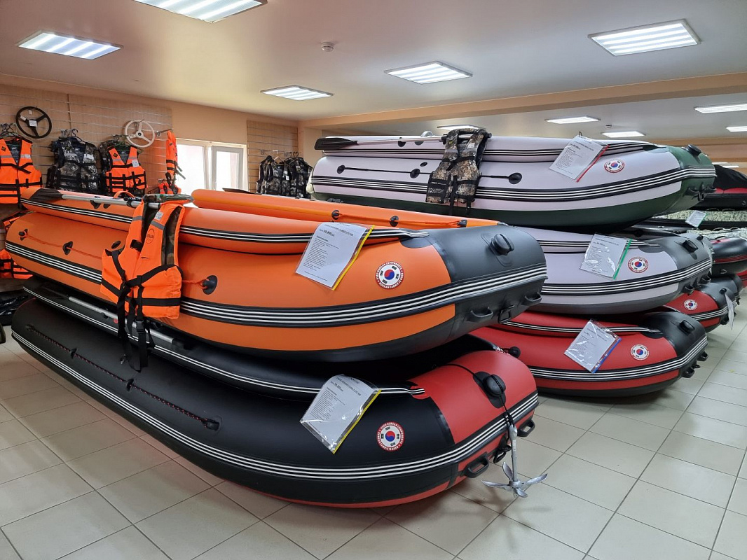 Лодка MISHIMO FAMILY LITE DF 400 в Комсомольске-на-Амуре