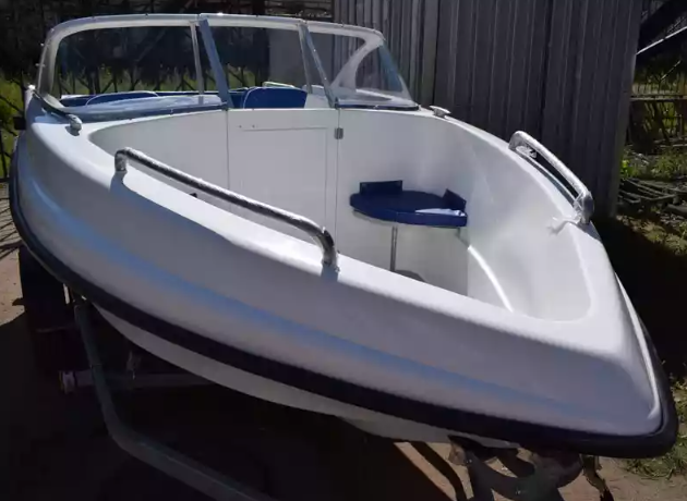 Стеклопластиковый катер Neman-450 Open в Комсомольске-на-Амуре