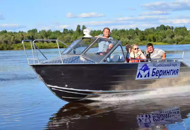 Алюминиевый катер Неман 550 в Комсомольске-на-Амуре