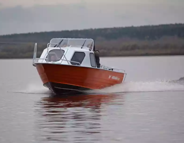 Алюминиевый катер Неман-500 (каютный) в Комсомольске-на-Амуре