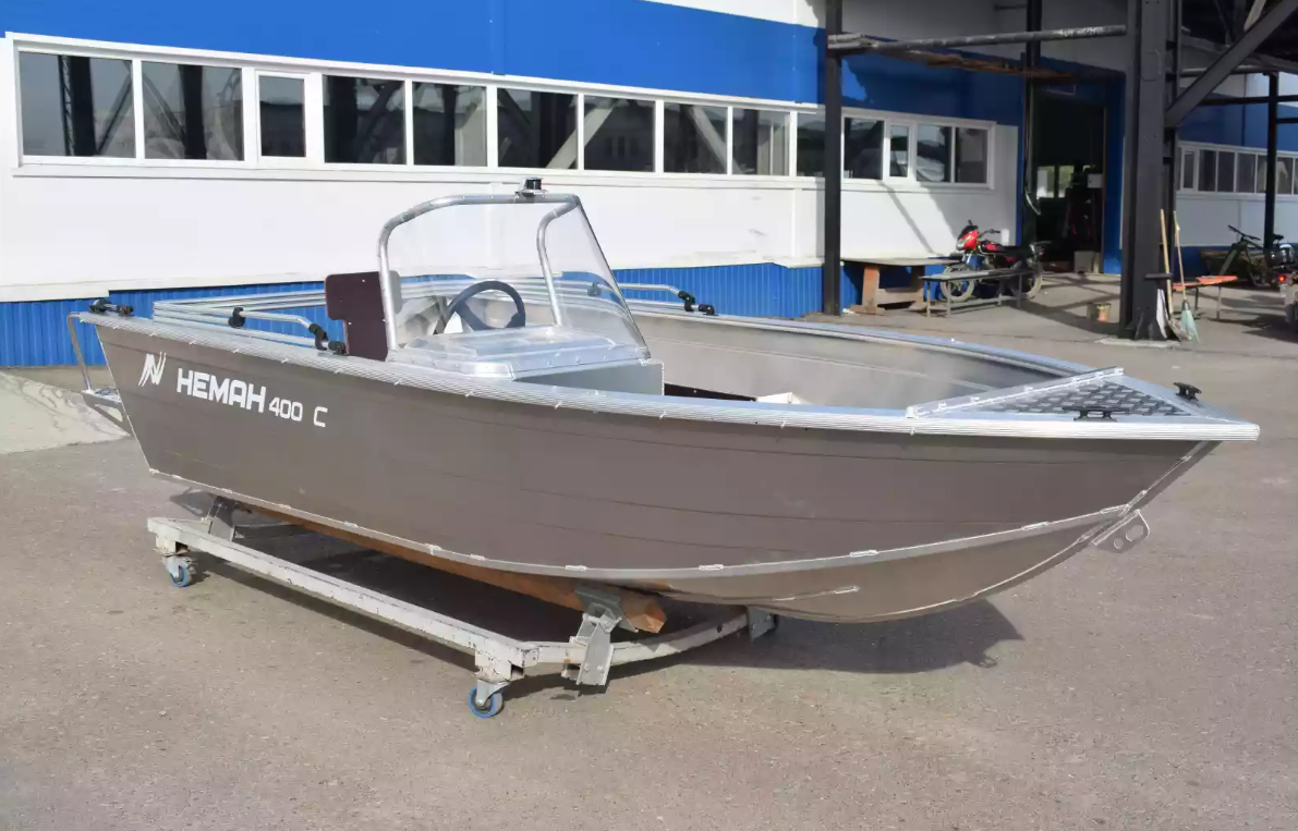 Алюминиевый катер Неман-400 С в Комсомольске-на-Амуре