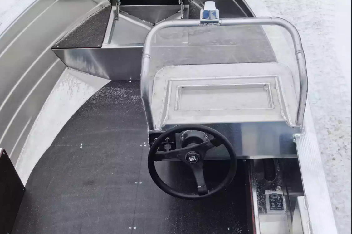 Алюминиевая лодка Неман-400 С в Комсомольске-на-Амуре