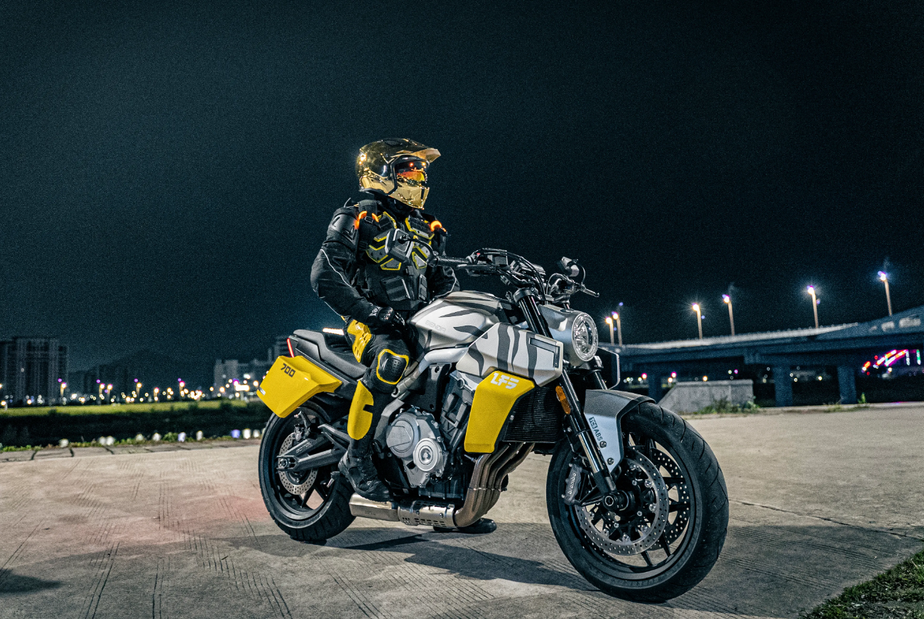 Мотоцикл Benda LFS 700 в Комсомольске-на-Амуре