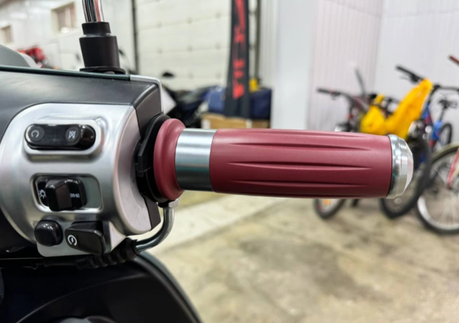 Скутер PROMAX Miami 240 (49) в Комсомольске-на-Амуре