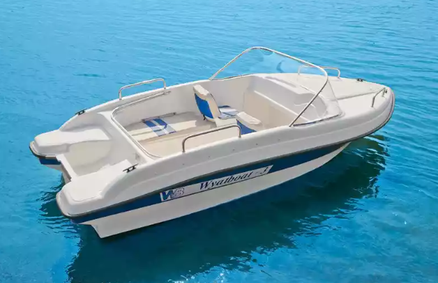 Стеклопластиковый катер Wyatboat-3 (c рундуками) в Комсомольске-на-Амуре