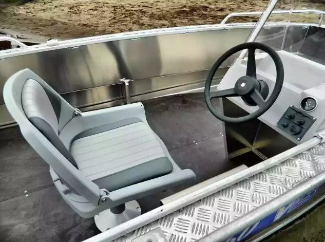 Алюминиевый катер Wyatboat-460 C в Комсомольске-на-Амуре