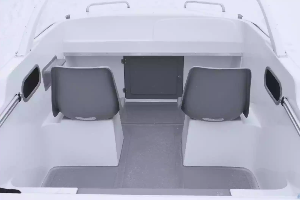 Стеклопластиковый катер Neman-450 в Комсомольске-на-Амуре