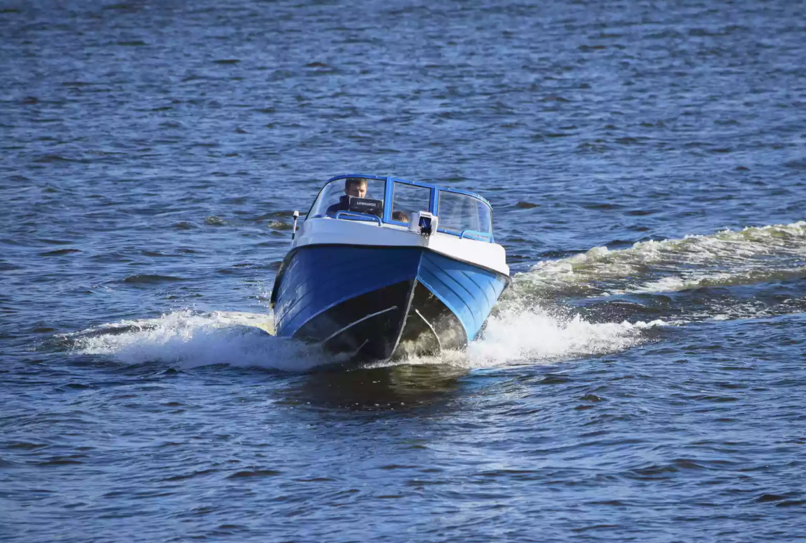 Комбинированный катер Neman-450 Open в Комсомольске-на-Амуре