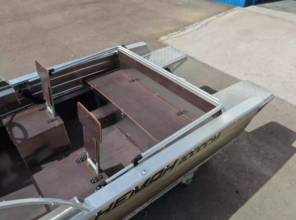 Алюминиевая лодка  Неман-400 DCM NEW в Комсомольске-на-Амуре