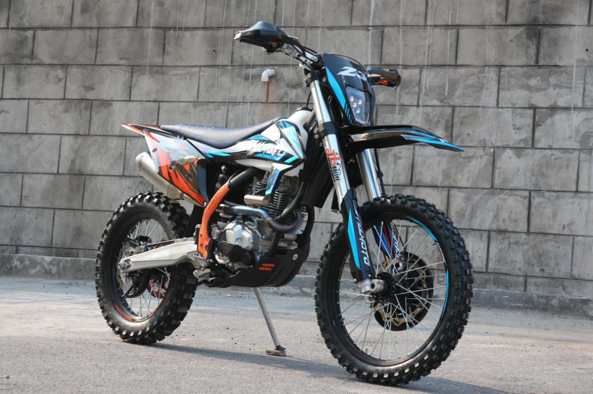 Мотоцикл JHLMOTO JHL Z3 CB250 (172FMM-3A) в Комсомольске-на-Амуре