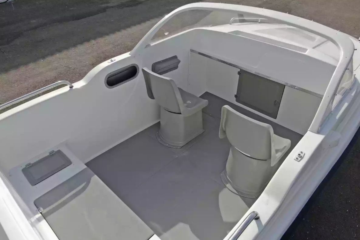 Комбинированный катер Neman-500 P в Комсомольске-на-Амуре