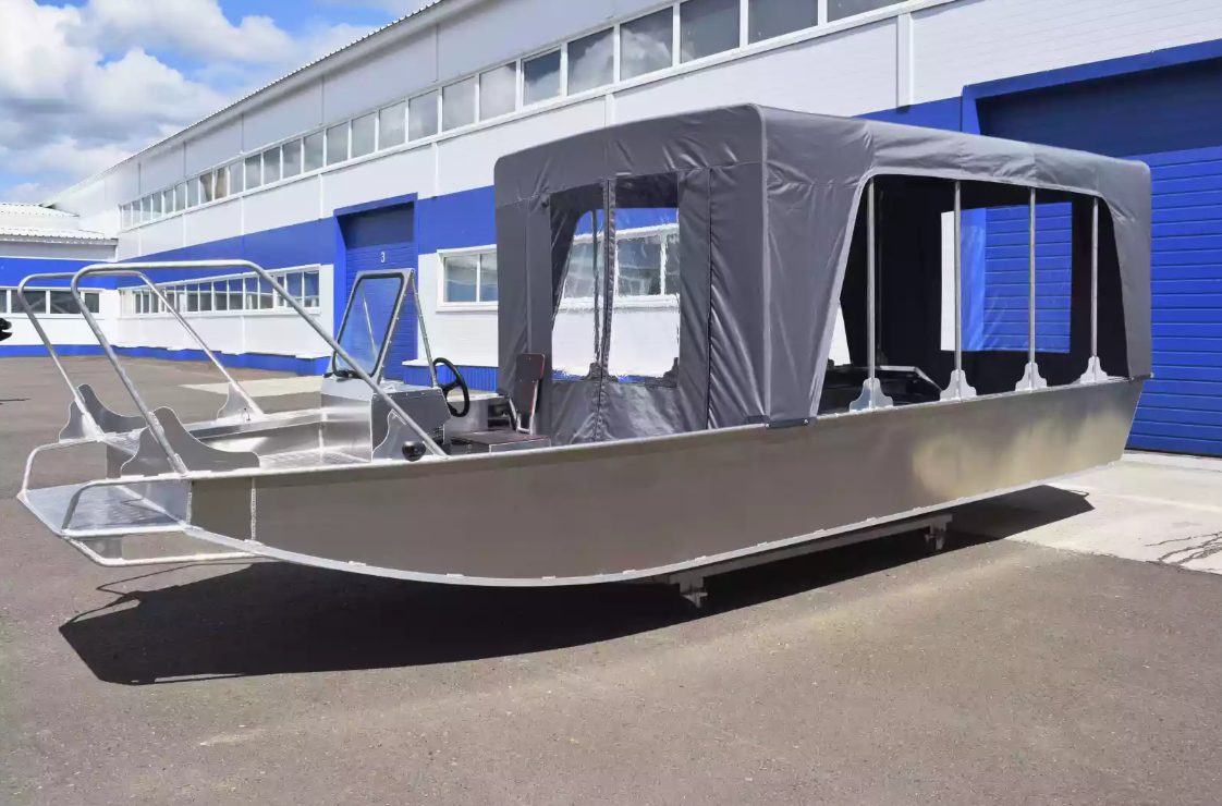 Алюминиевая лодка Wyatboat-600 в Комсомольске-на-Амуре