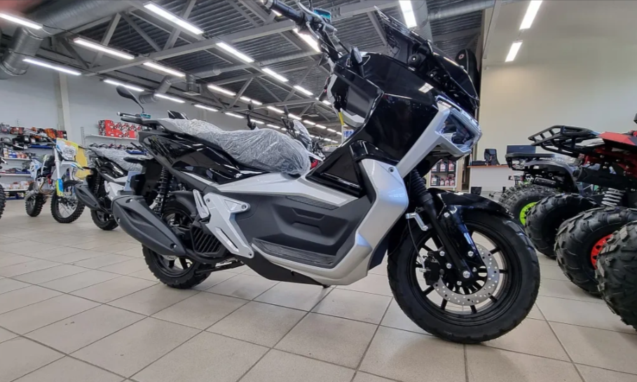 МаксиСкутер PROMAX ADV 200(49) (REPLICA HONDA) в Комсомольске-на-Амуре