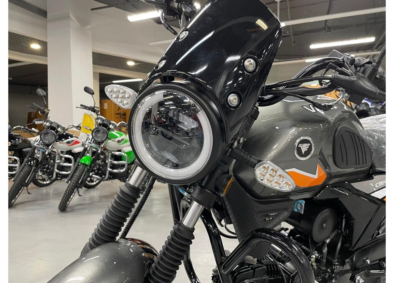 Мопед VMC NOVA 49сс (125сс) Led Full, дисковый тормоз, RKB RATO с баланс. валом, сигнализация в Комсомольске-на-Амуре Мопед VMC NOVA 49сс (125сс) Led Full, дисковый тормоз, RKB RATO с баланс. валом, сигнализация в Комсомольске-на-Амуре