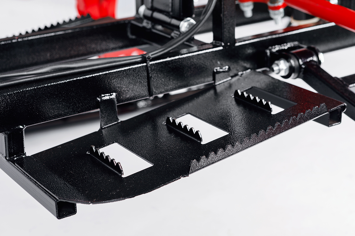 Лыжный модуль IKUDZO с подогревом ручек пластиковые лыжи в Комсомольске-на-Амуре