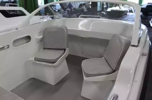 Стеклопластиковый катер Neman-500 Р в Комсомольске-на-Амуре