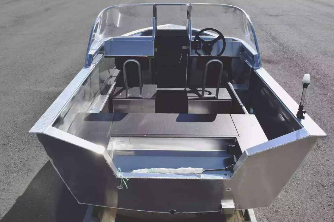 Алюминиевая лодка  Неман-400 DCM в Комсомольске-на-Амуре