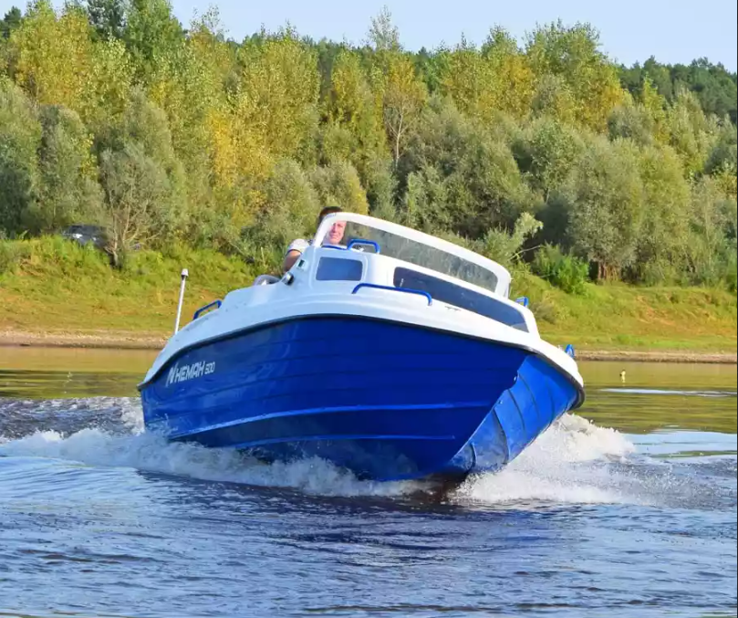 Комбинированный катер Neman-500 с каютой в Комсомольске-на-Амуре