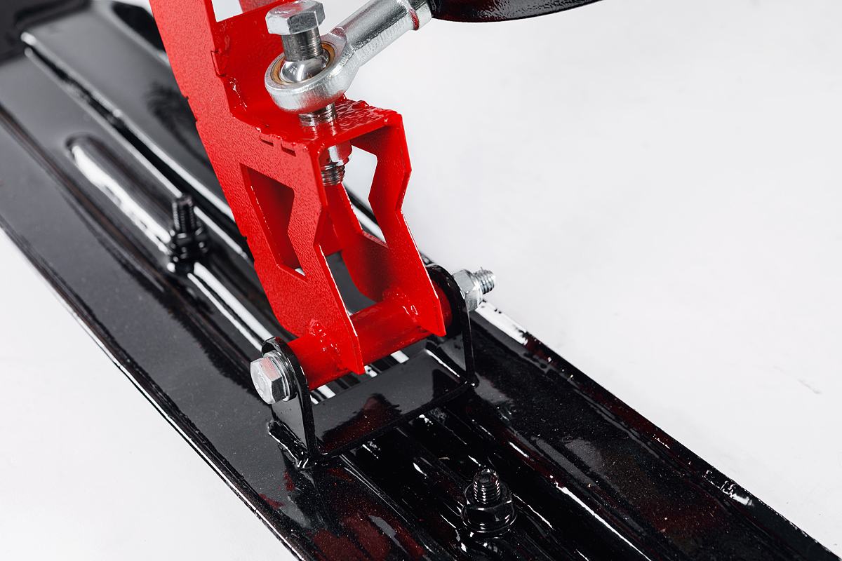 Лыжный модуль IKUDZO с подогревом ручек пластиковые лыжи в Комсомольске-на-Амуре