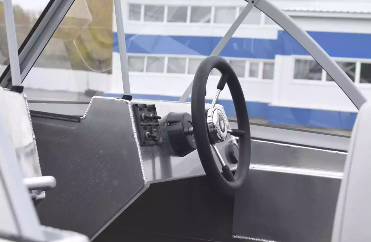 Алюминиевый катер Неман-450 DC NEW без покраски в Комсомольске-на-Амуре