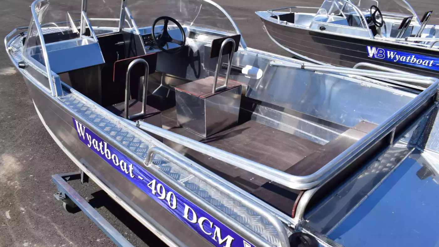 Алюминиевый катер Wyatboat-490 DCM в Комсомольске-на-Амуре
