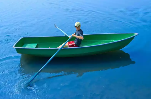 Стеклопластиковая Лодка Голавль в Комсомольске-на-Амуре