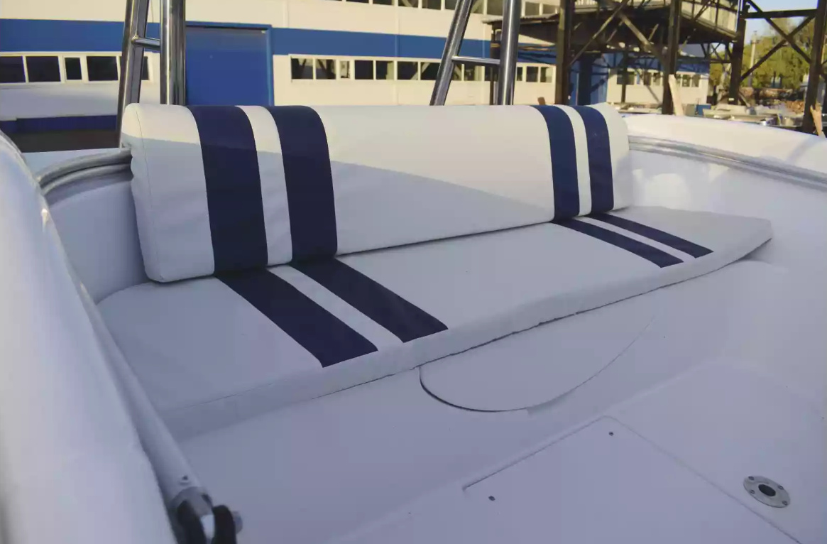 Комбинированный катер Neman-530 с каютой в Комсомольске-на-Амуре